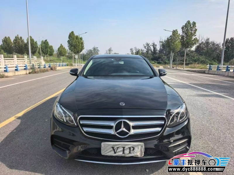 20年奔驰E轿车抵押车出售