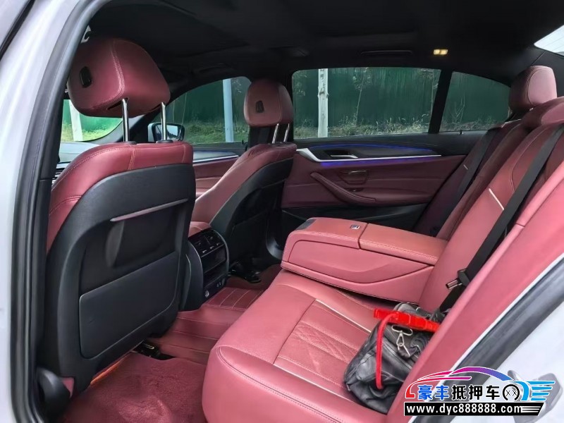 24年宝马5系轿车抵押车出售