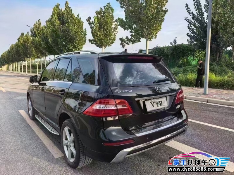 14年奔驰ML轿车抵押车出售