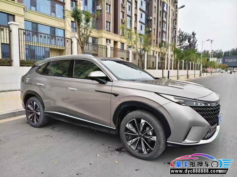 25年荣威RX5轿车抵押车出售