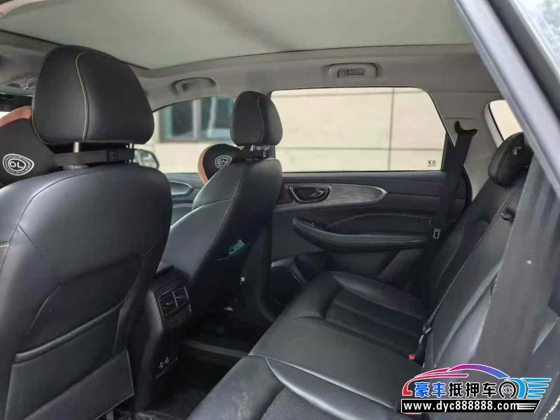 22年荣威RX5轿车抵押车出售