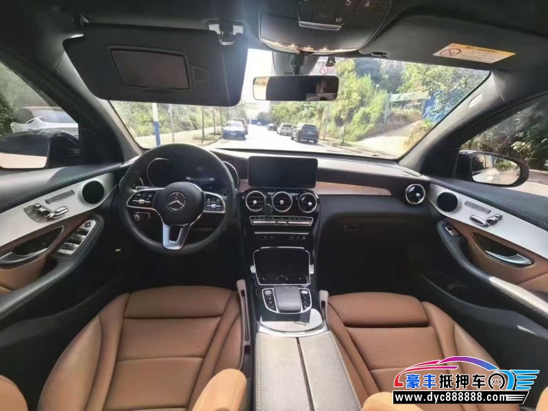 23年奔驰GLC轿车抵押车出售