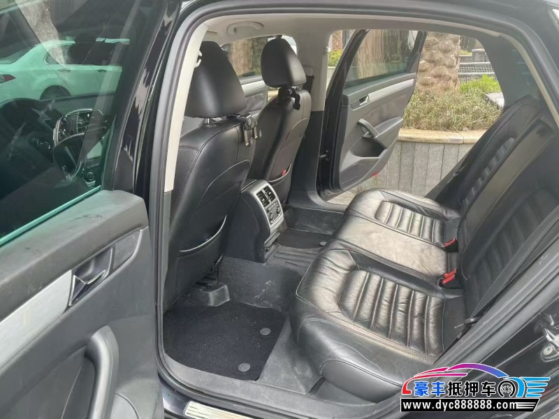 13年大众帕萨特轿车抵押车出售