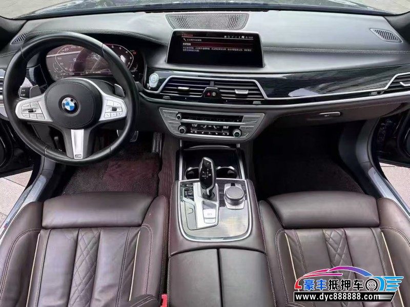 20年宝马7系轿车抵押车出售