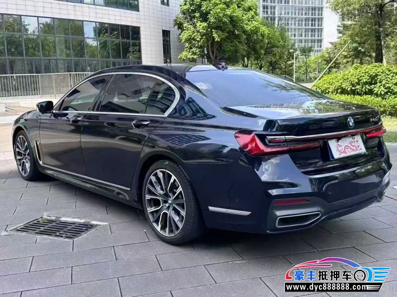 20年宝马7系轿车抵押车出售