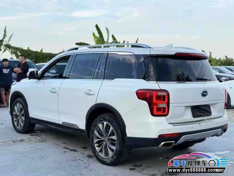 17年传祺GS8轿车抵押车出售