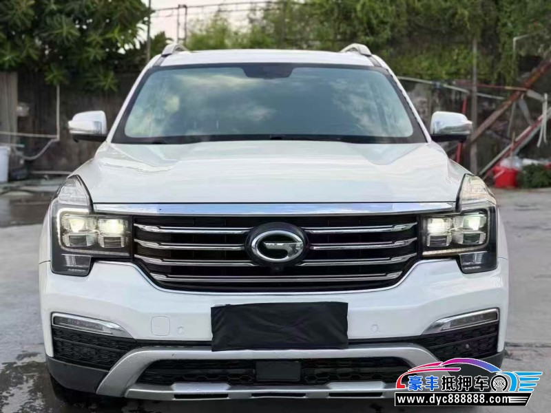 抵押车出售17年传祺GS8轿车