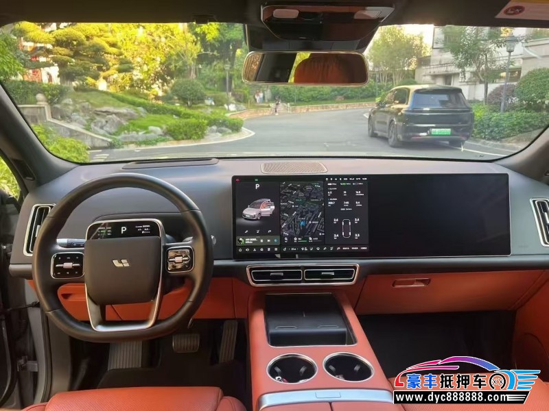 24年理想L9轿车抵押车出售