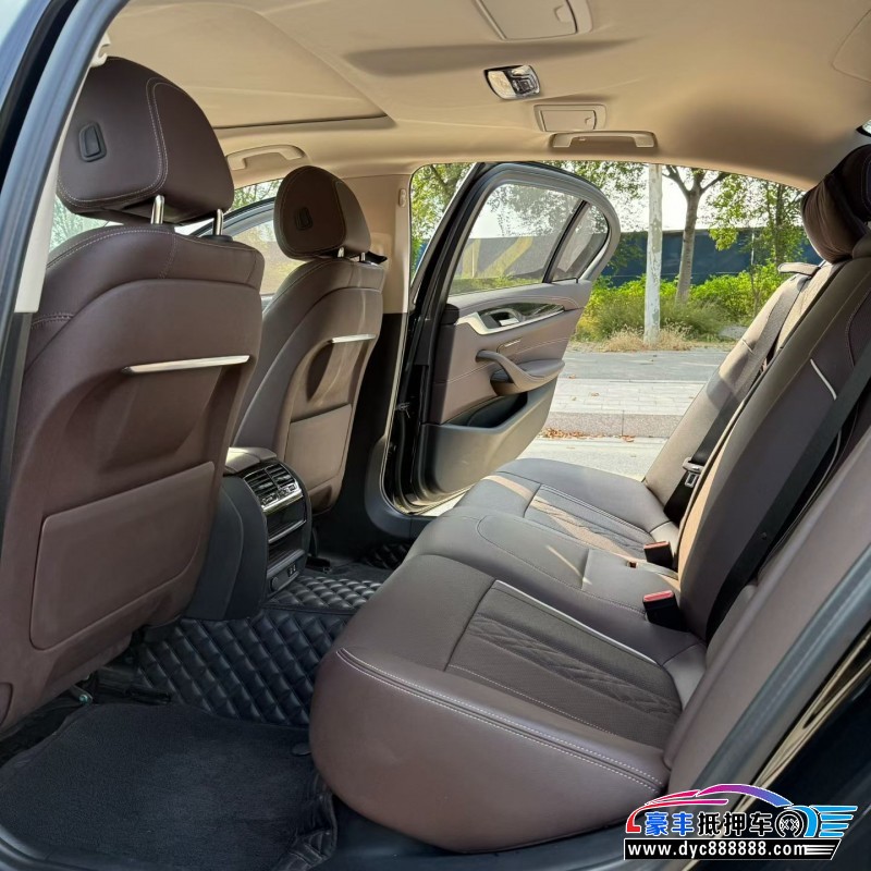 20年宝马5系轿车抵押车出售