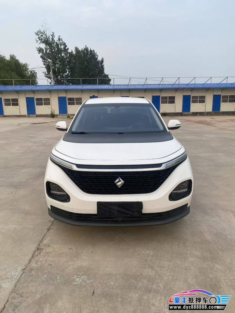 20年宝骏宝骏RM5轿车抵押车出售