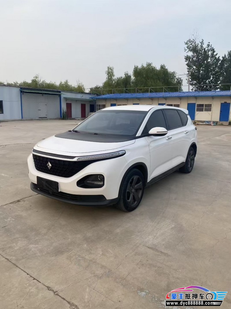 20年宝骏宝骏RM5轿车抵押车出售