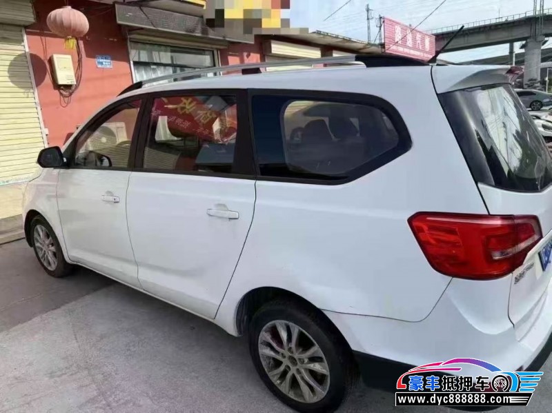 18年宝骏730轿车抵押车出售