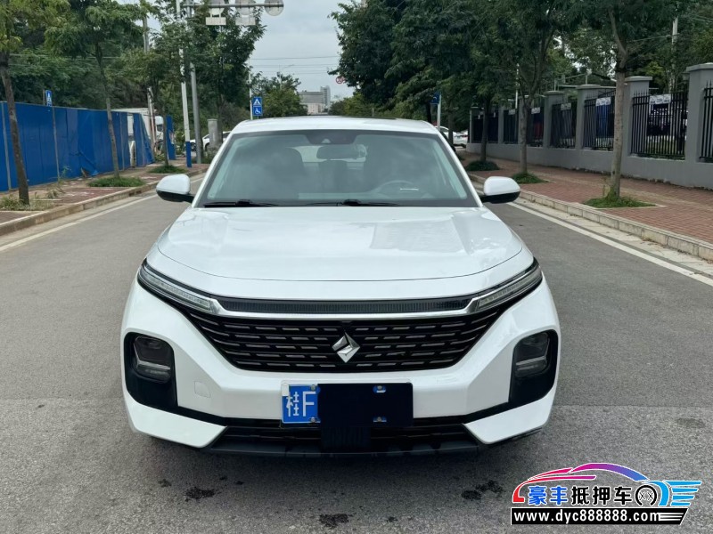 21年宝骏RC5轿车抵押车出售