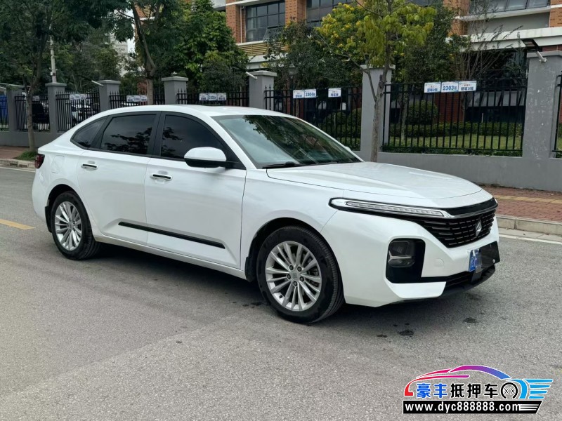 21年宝骏RC5轿车抵押车出售