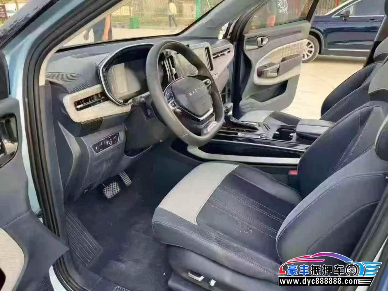 20年宝骏宝骏RM5轿车抵押车出售