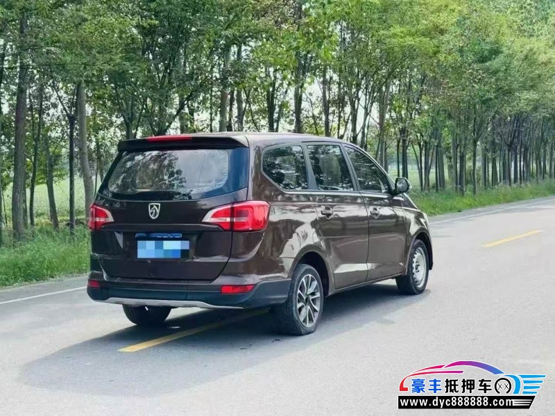 20年宝骏730轿车抵押车出售