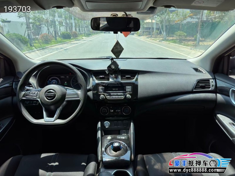 21年日产轩逸轿车抵押车出售