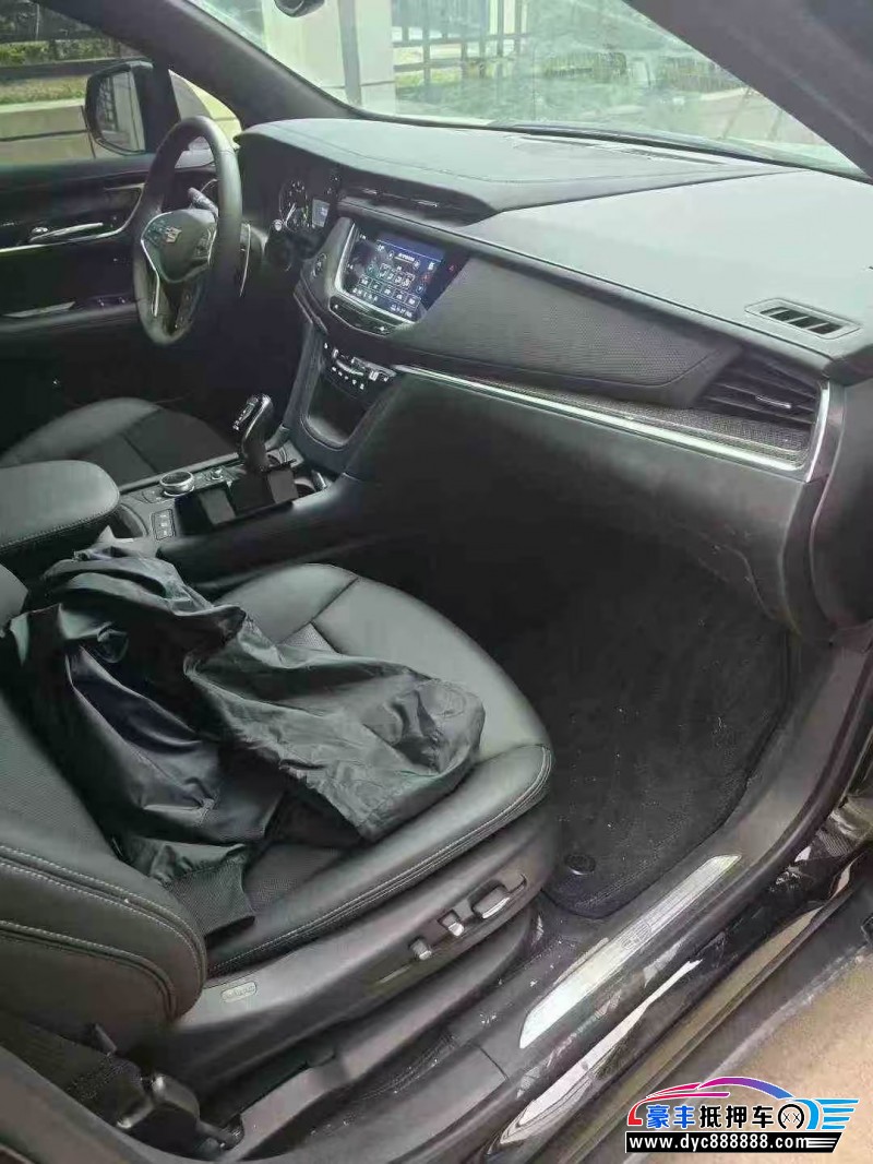 24年凯迪拉克XT5轿车抵押车出售