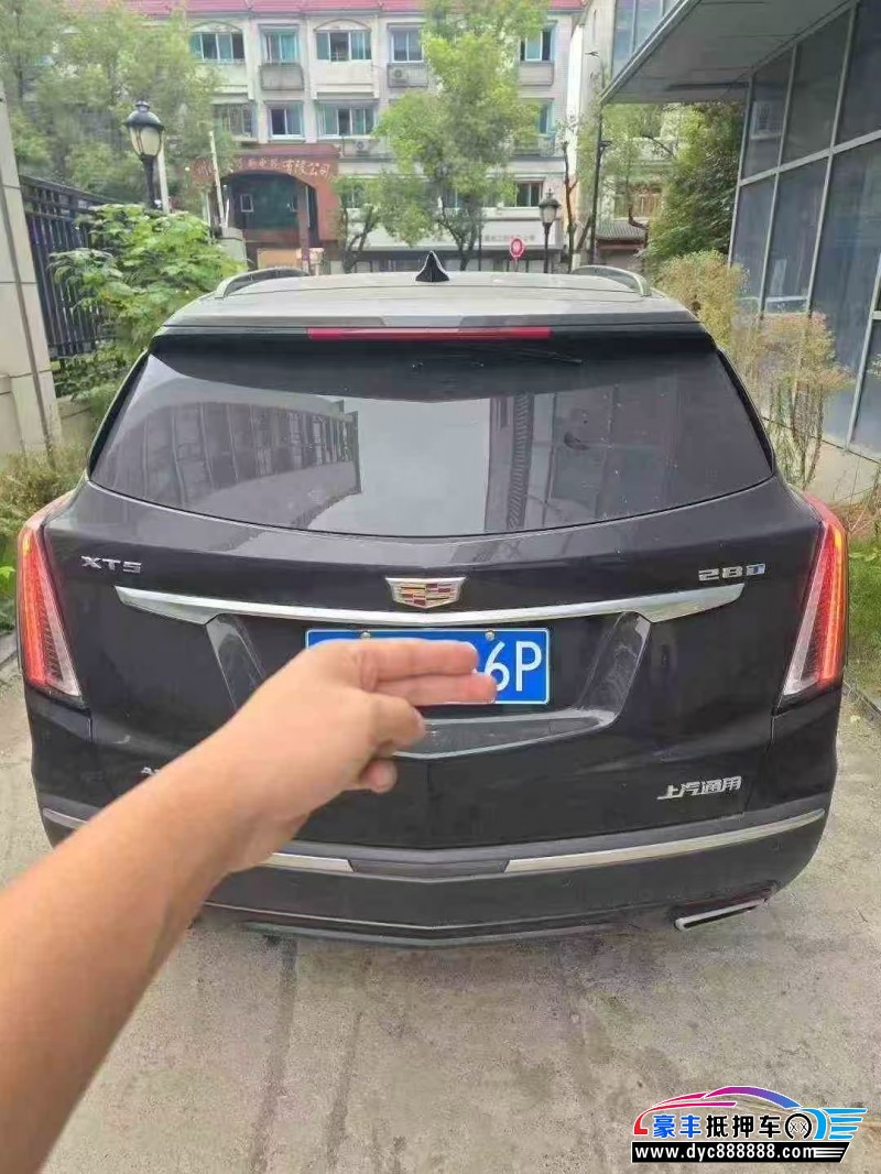 24年凯迪拉克XT5轿车抵押车出售