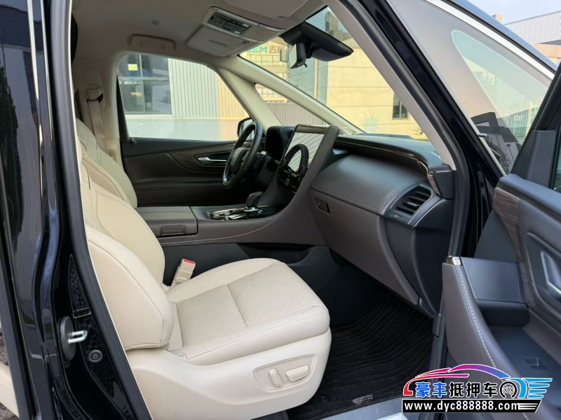 25年丰田埃尔法轿车抵押车出售