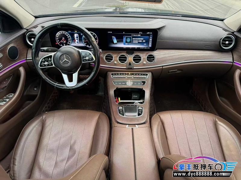 19年奔驰E轿车抵押车出售