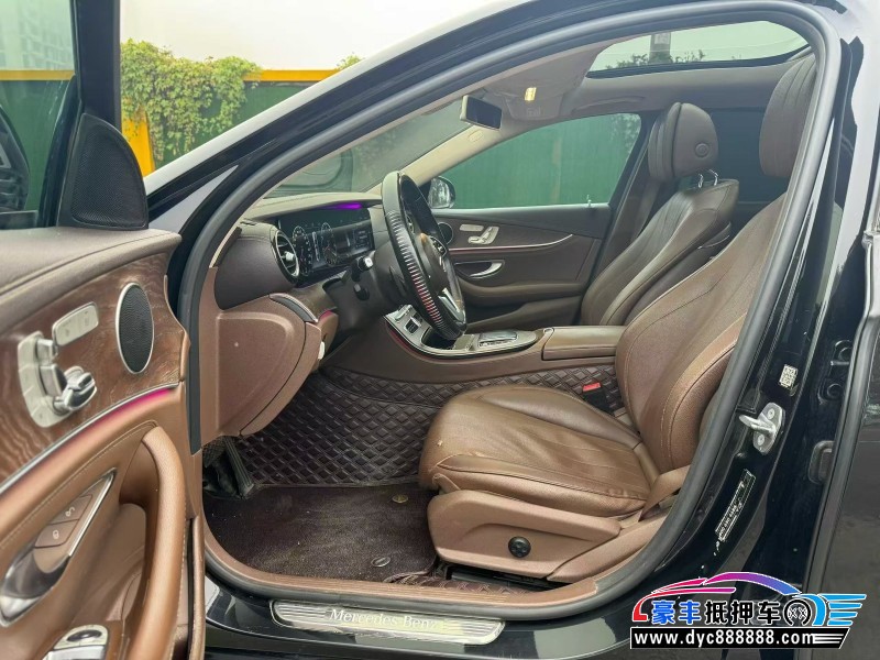 19年奔驰E轿车抵押车出售