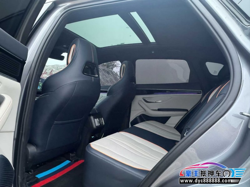 24年比亚迪宋轿车抵押车出售