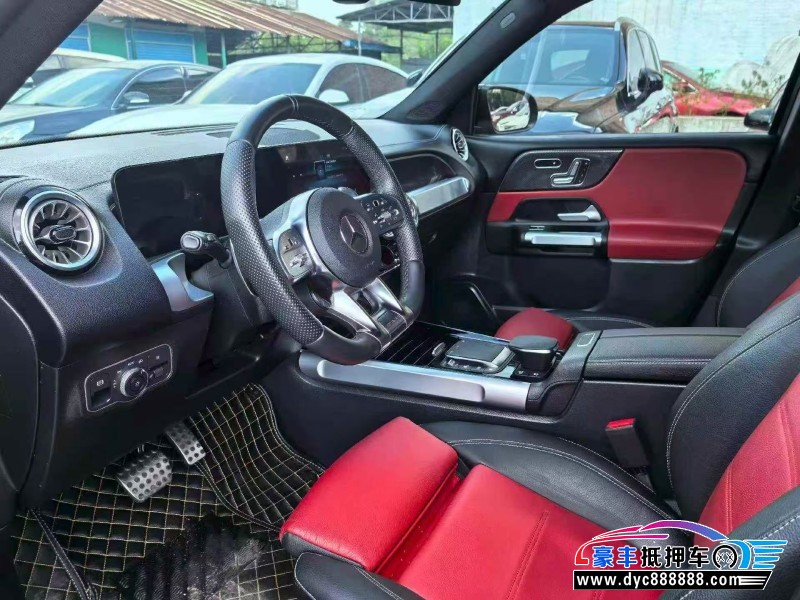 22年奔驰GLB轿车抵押车出售