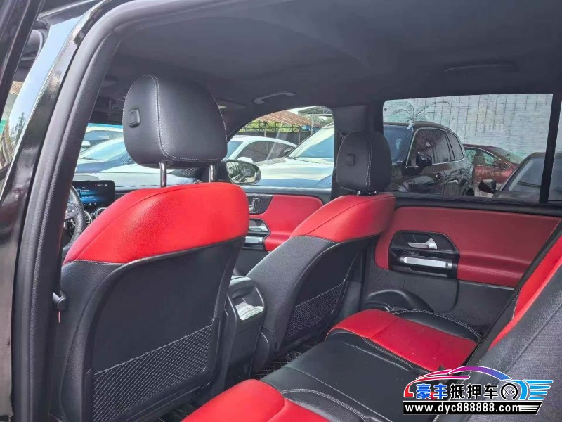 22年奔驰GLB轿车抵押车出售