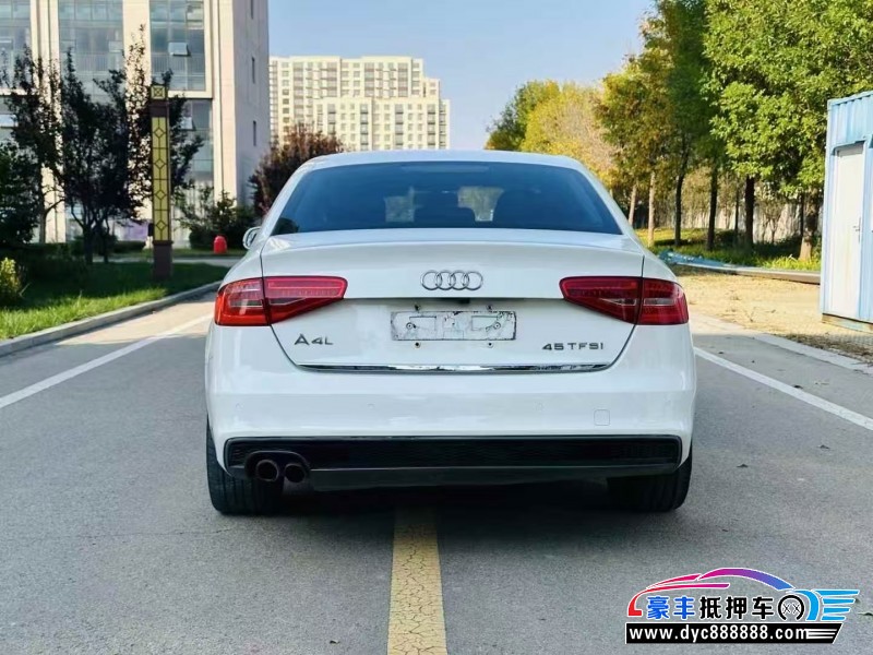 17年奥迪A4L轿车抵押车出售