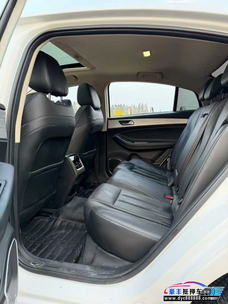 21年奇瑞艾瑞泽5轿车抵押车出售