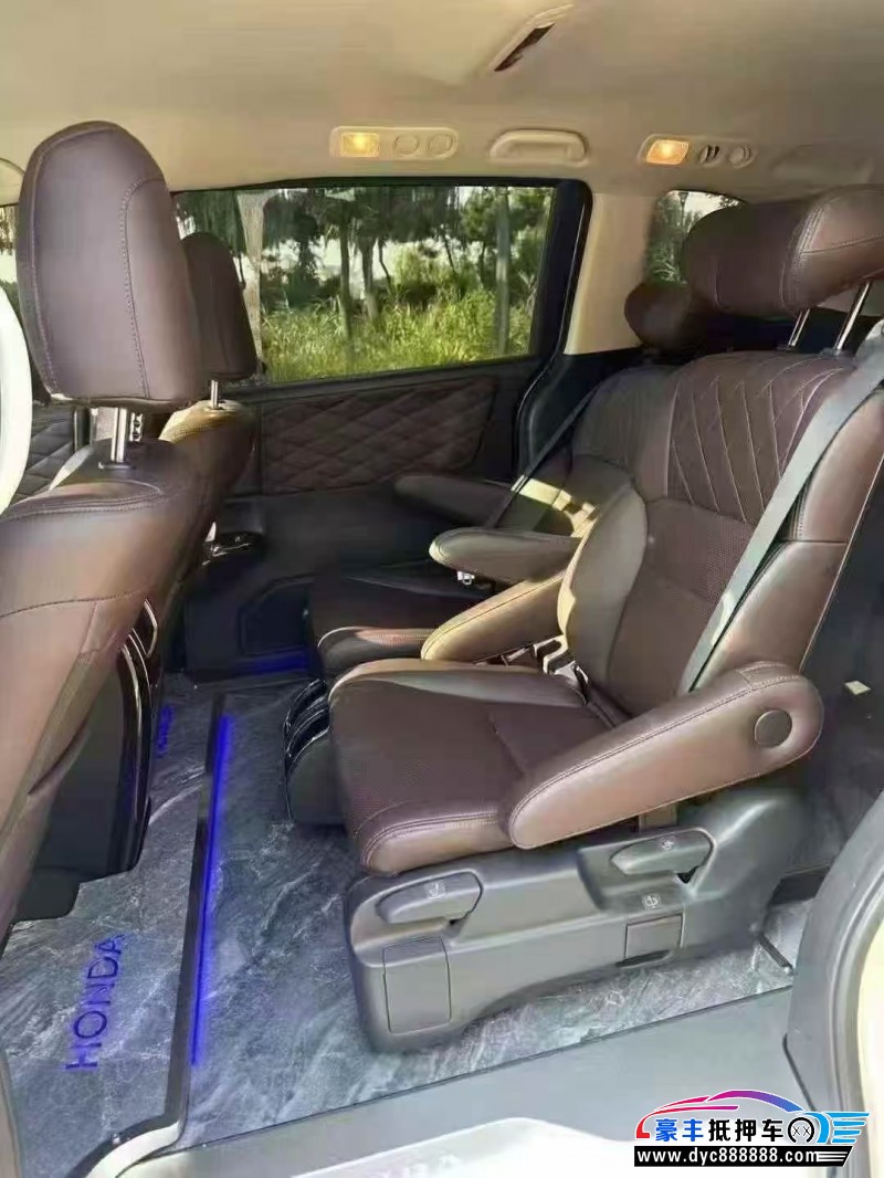 25年本田奥德赛MPV抵押车出售