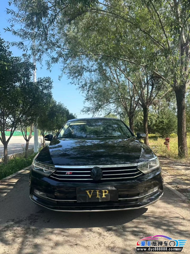 19年大众迈腾轿车抵押车出售