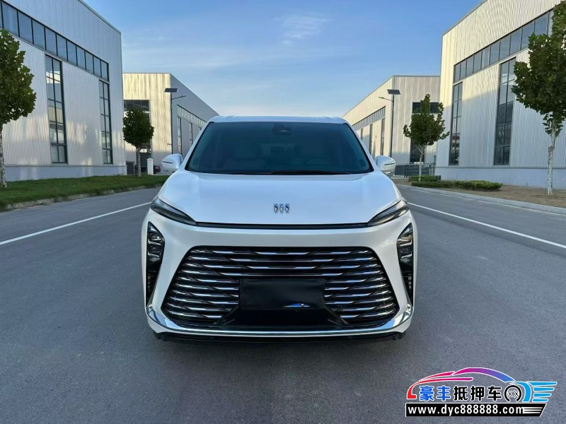 25年别克GL8轿车抵押车出售