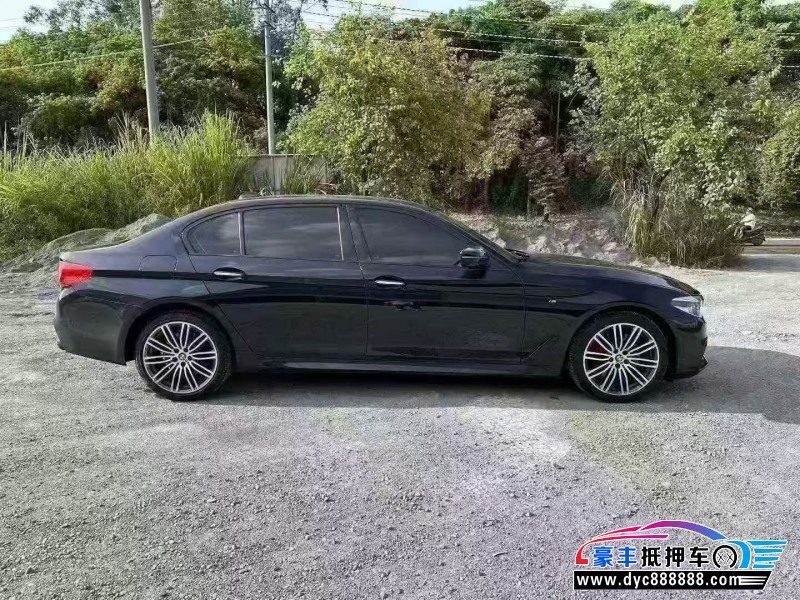 18年宝马5系轿车抵押车出售