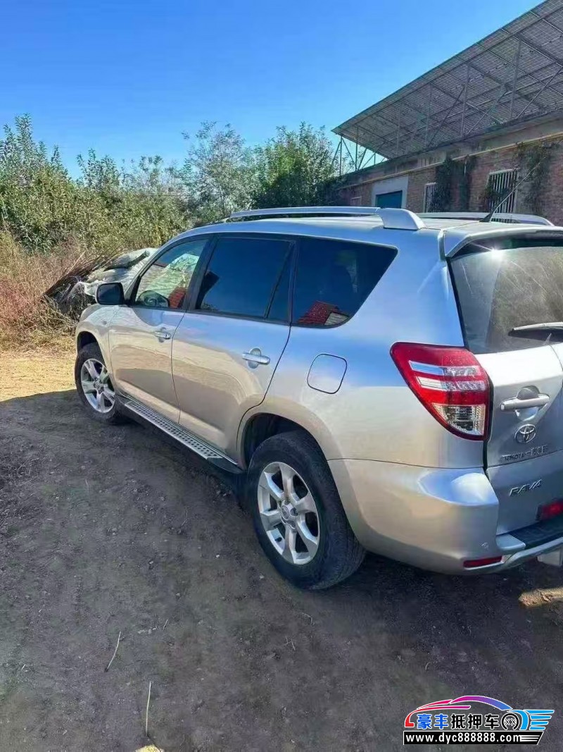 13年丰田RAV4SUV抵押车出售