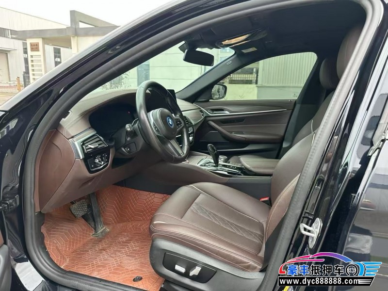 22年宝马5系轿车抵押车出售