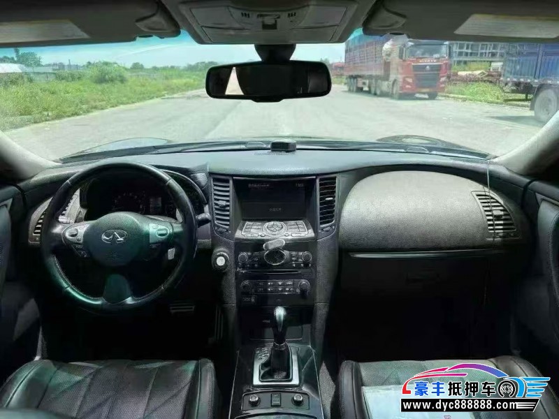 14年英菲尼迪QX70轿车抵押车出售