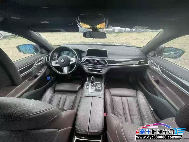 19年宝马7系轿车抵押车出售