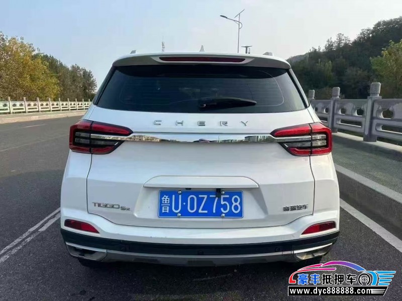 20年奇瑞瑞虎5x轿车抵押车出售