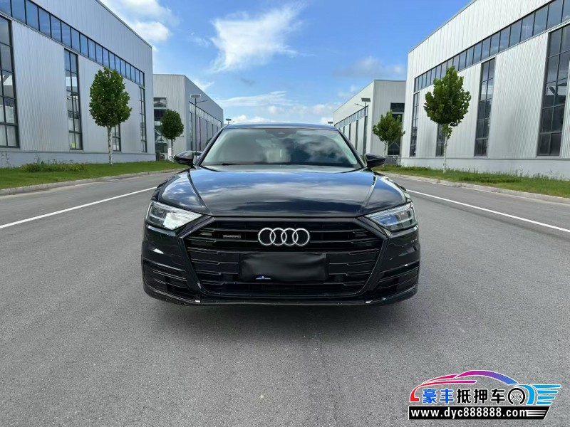 抵押车出售21年奥迪A8L轿车