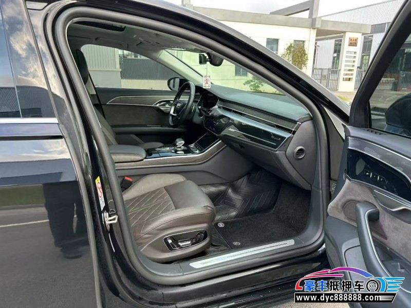 21年奥迪A8L轿车抵押车出售