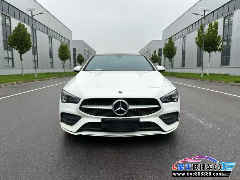21年奔驰CLA轿车抵押车出售