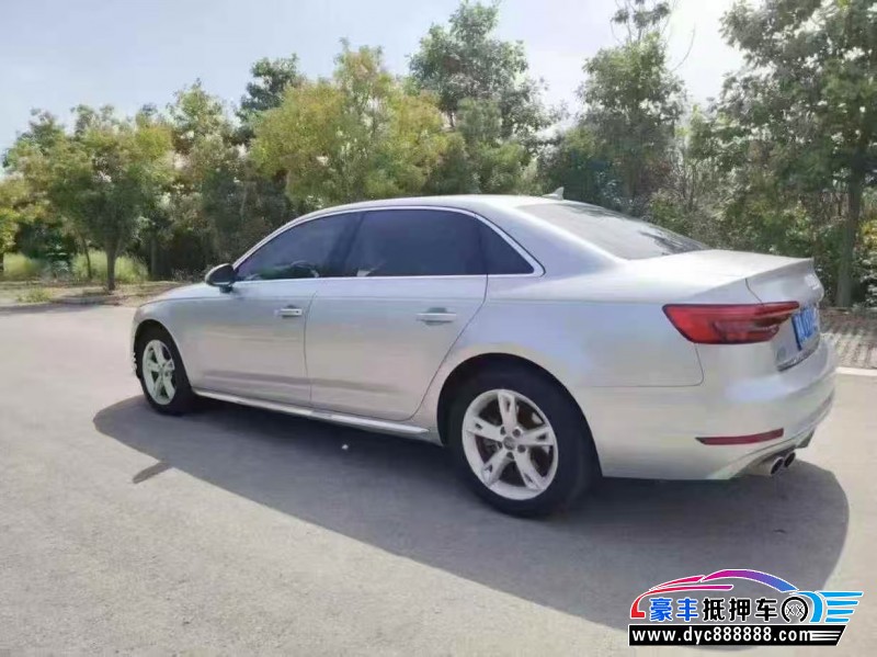 17年奥迪A4L轿车抵押车出售