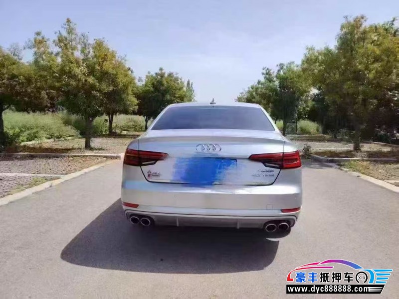 17年奥迪A4L轿车抵押车出售