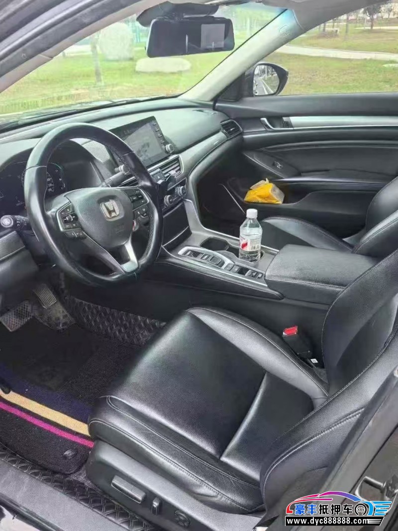 19年本田雅阁轿车抵押车出售