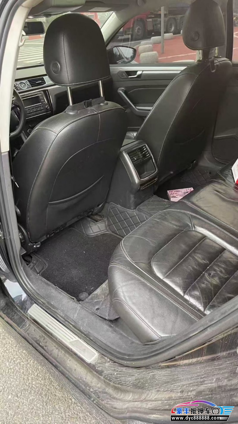 17年大众帕萨特轿车抵押车出售