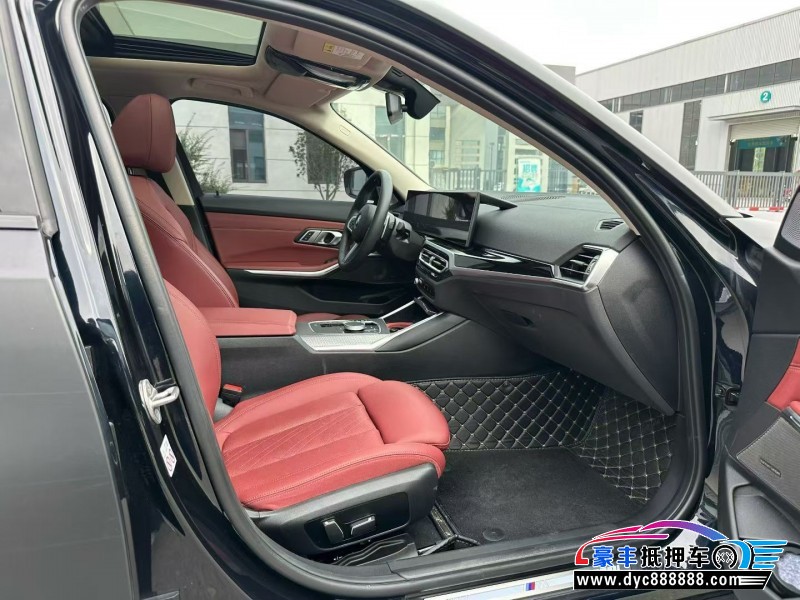 23年宝马3系轿车抵押车出售