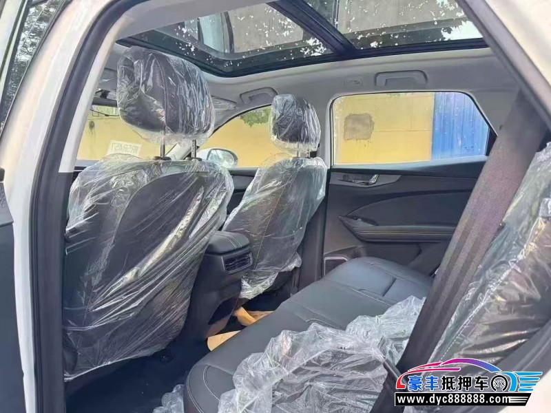 25年凯翼昆仑轿车抵押车出售