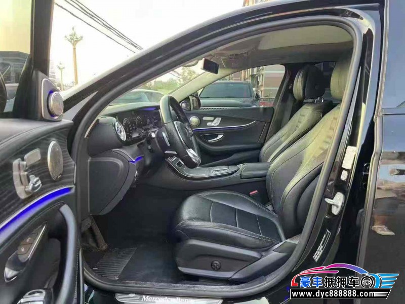 20年奔驰E轿车抵押车出售